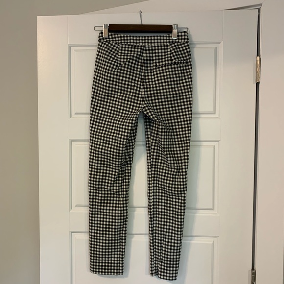 Zara Gingham Cropped Pants - Picture 3 of 3